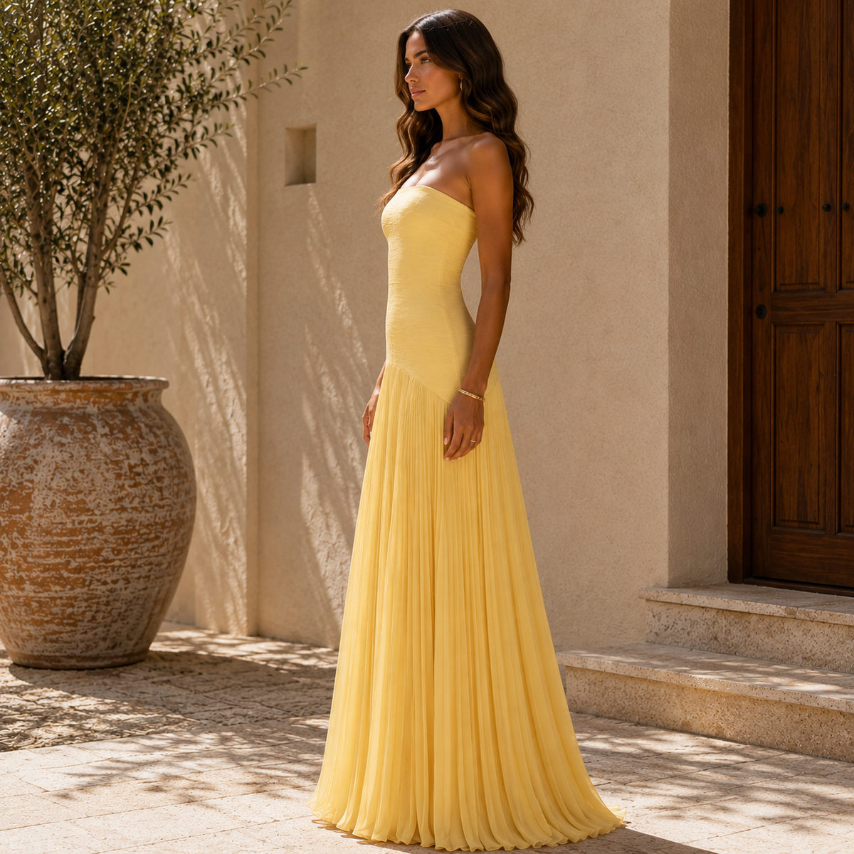 Almudena™ | Elegant Strapless Pleated Dress